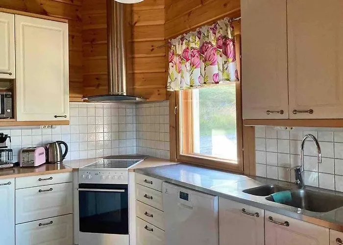 Maaria, Laatulomat *