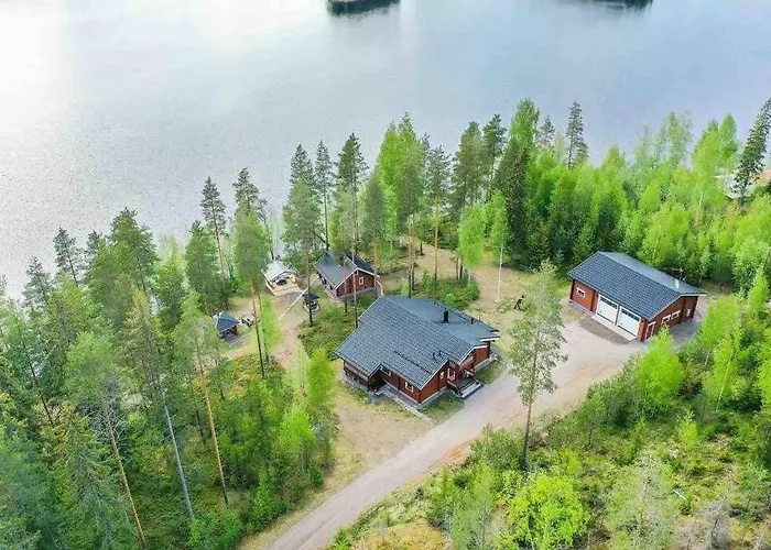 Maaria, Laatulomat 别墅